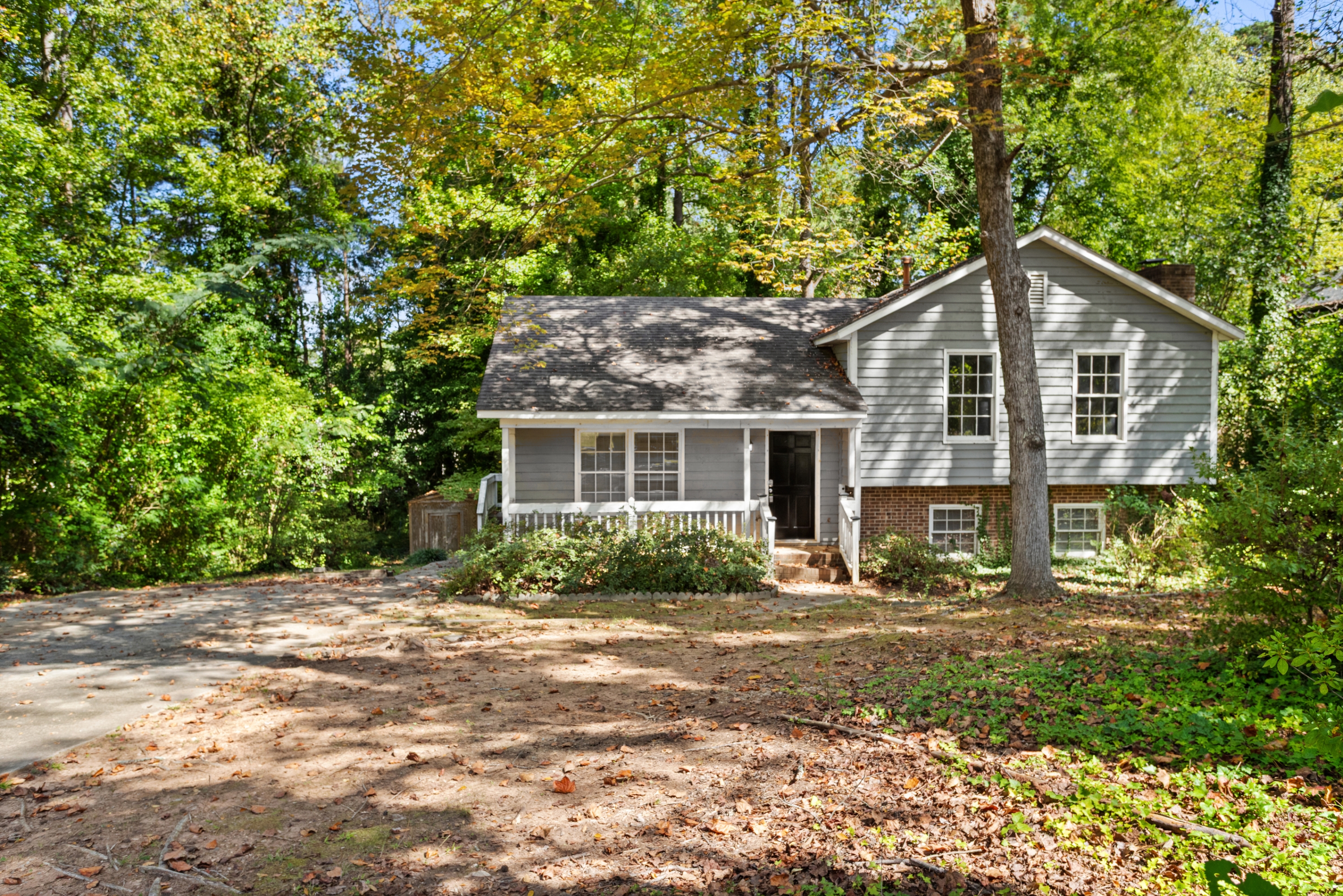 305 Golf Course Drive