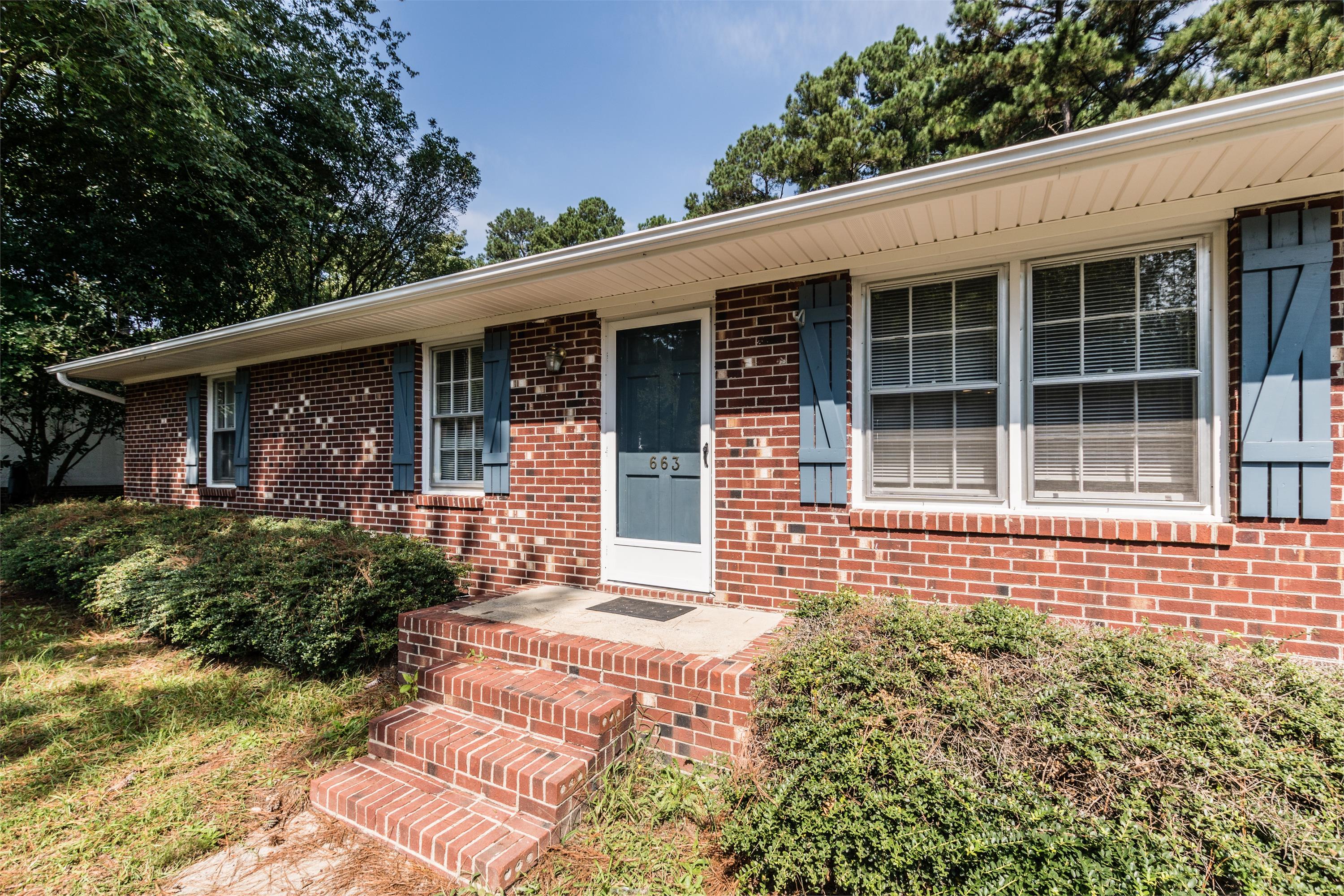 663 Raymond Dr